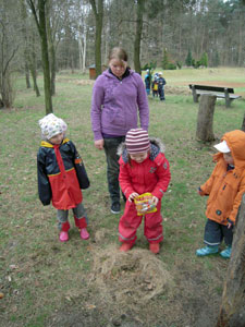 Wir bauen ein Osternest -  06.04.2011