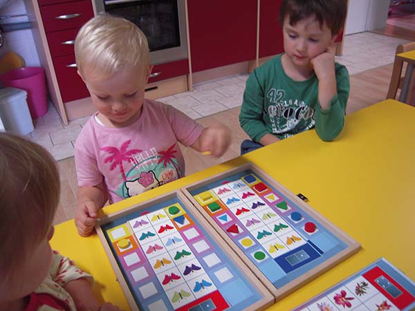 Spielen und Kuscheln - 09.2012