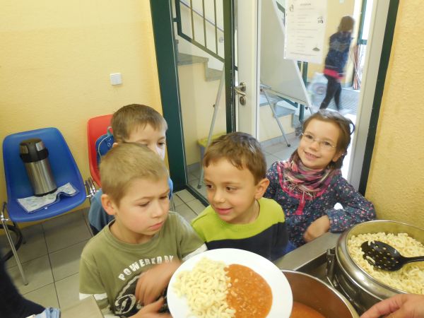 Herbstfest in der Grundschule Guteborn - 27.09.2013