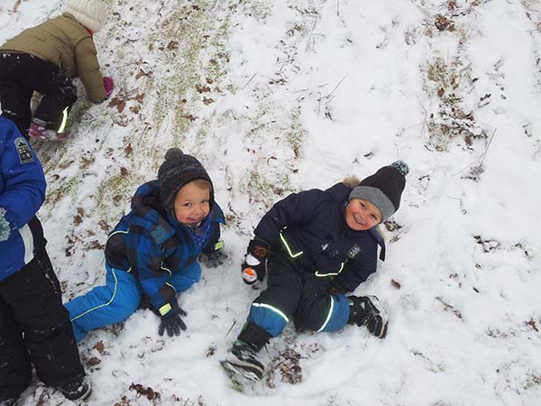 Winterfreu(n)de auf dem Sportplatz